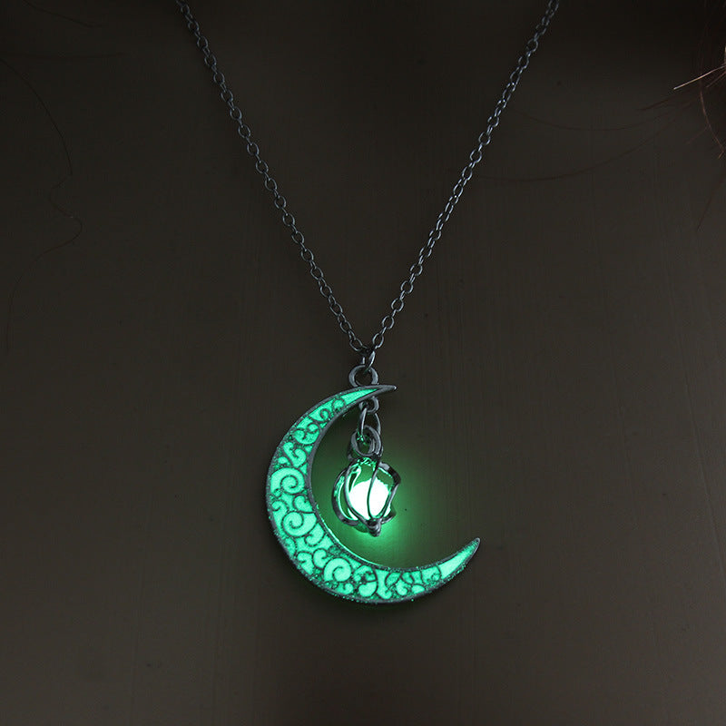 Glowing Pendant Necklaces